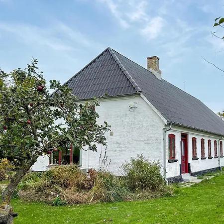 Prázdninový dům 3 Bedroom Gorgeous In Soby Aero *